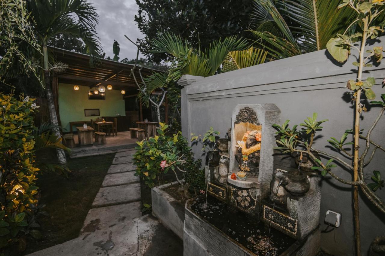 Apartamento Nerima Hut Lembongan Exterior foto